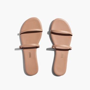Tkees Gemma sandal in color Beach Bum